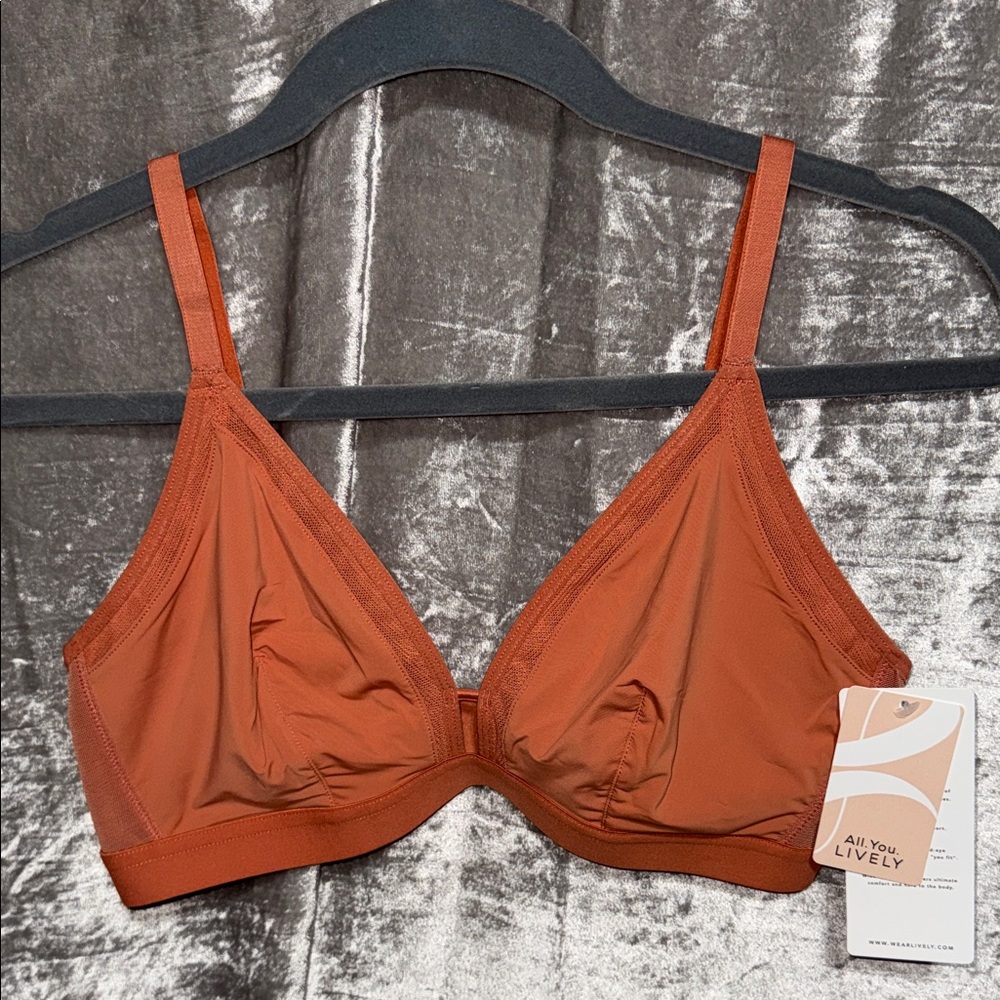 Lively Women's Rust Bra